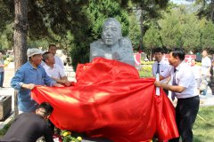 赵树理：中国现代文学史上的璀璨星辰