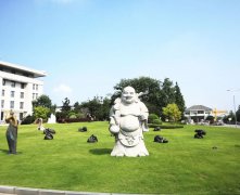 石雕艺术：凝固的时光，永恒的美学